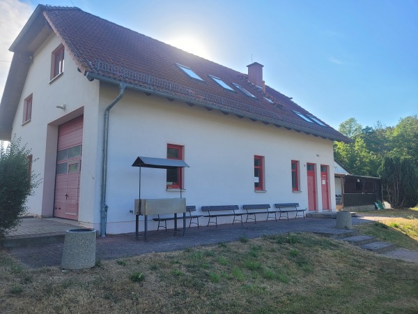 Sportplatz Kleinhettstedt - Stadtilm-Kleinhettstedt