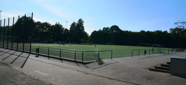 Bezirkssportanlage Koblenzer Straße Platz 2 - Düsseldorf-Garath