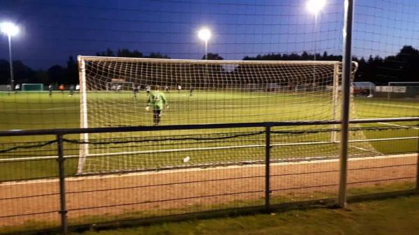 Sportanlage am Bahnhof B-Platz - Alveslohe