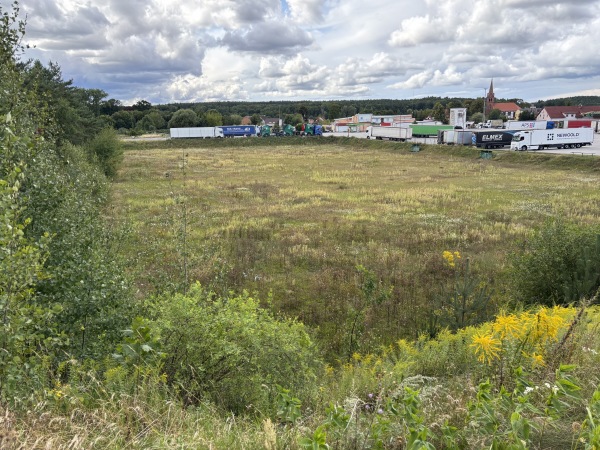 Boisko w Mostkach - Lubrza