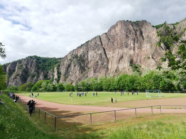 Sportanlage Blick auf den Rotenfels - Bad Münster/Stein-Ebernburg