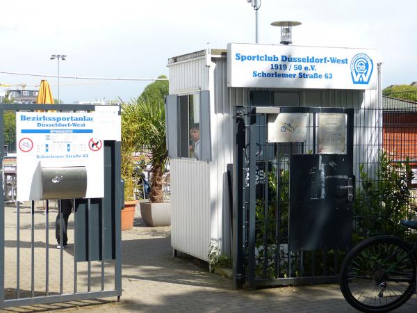 Bezirkssportanlage Schorlemerstraße - Düsseldorf-Niederkassel