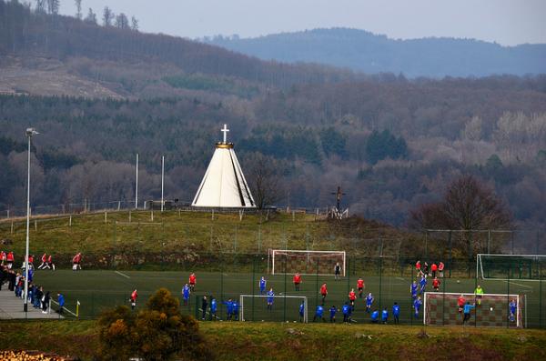 Sportplatz Am Buchholz - Mengerskirchen-Winkels