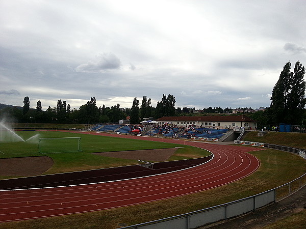 Friedrich-Moebus-Stadion