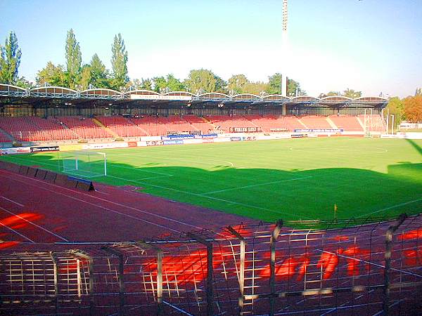 Stadion der Stadt Linz - Linz