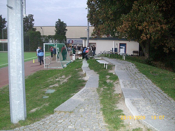 Jubiläumssportplatz - Berlin-Neukölln