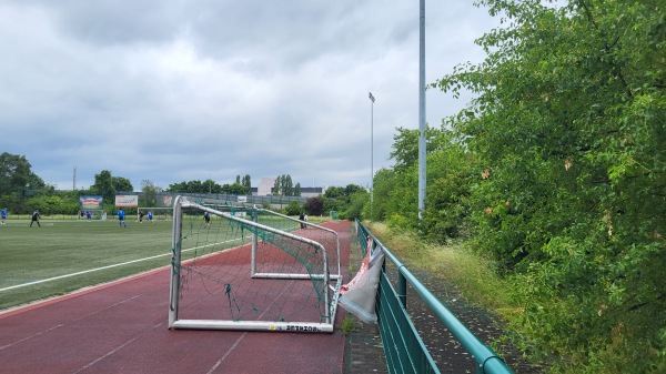 Sportplatz Paul-Hessemer-Straße - Rüsselsheim/Main