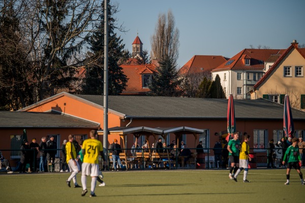 Sportplatz Hebbelstraße - Dresden-Cotta