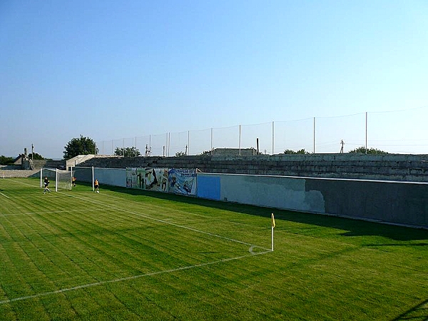Stadionul Tiligul - Tîrnauca