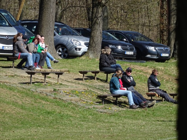 Sportplatz Heinrichshöhe - Leutersdorf/Oberlausitz-Oberleutersdorf