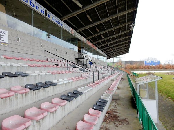 Gemeentelijk Stadion De Schalk - Willebroek