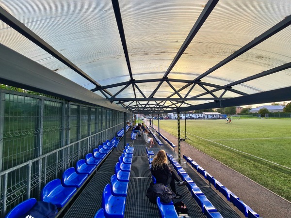 Maardu kunstmuruväljak - Maardu