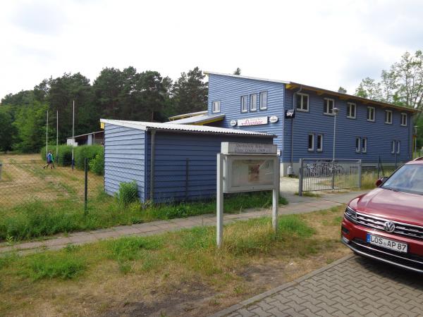 Sportplatz an der Siedlung - Groß Lindow