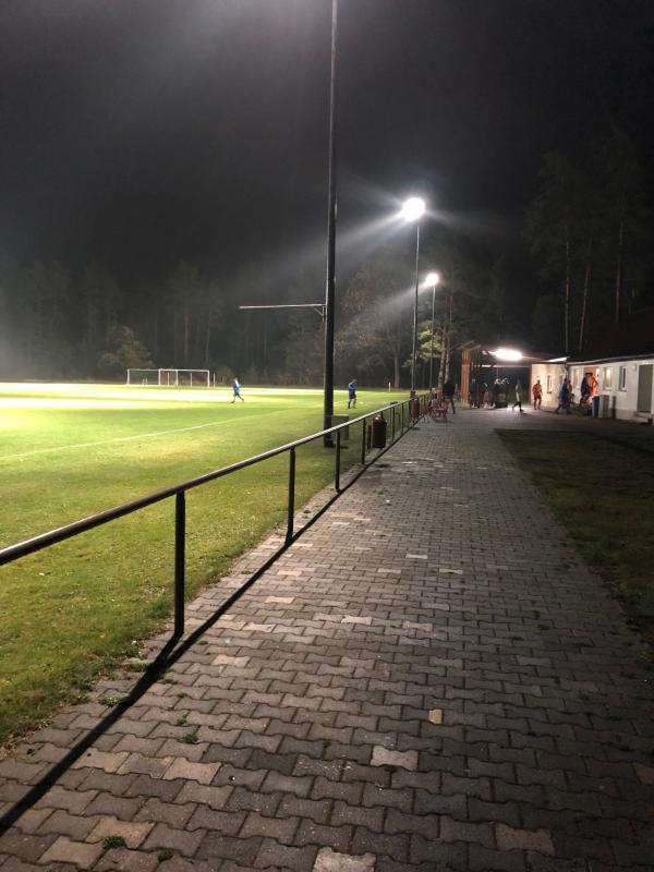 Sportplatz An der Waldkante - Am Mellensee-Kummersdorf-Gut