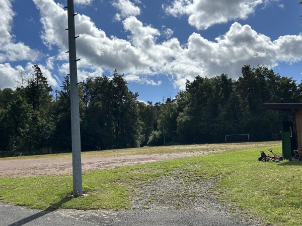 Sportgelände auf der Eich Platz 2 - Kleinkahl-Kleinlaudenbach
