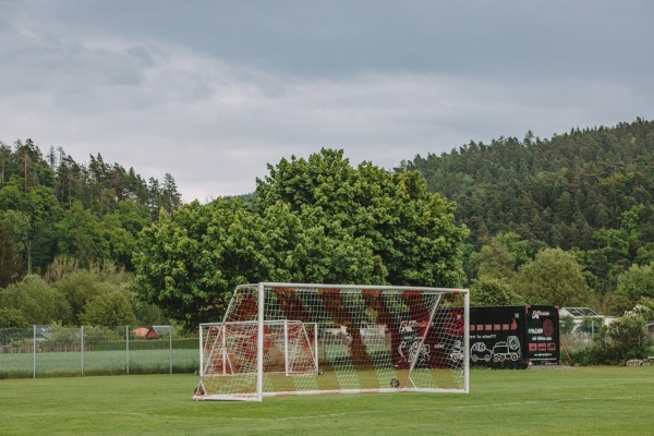 Sportplatz Am Helenenstein - Rothenstein