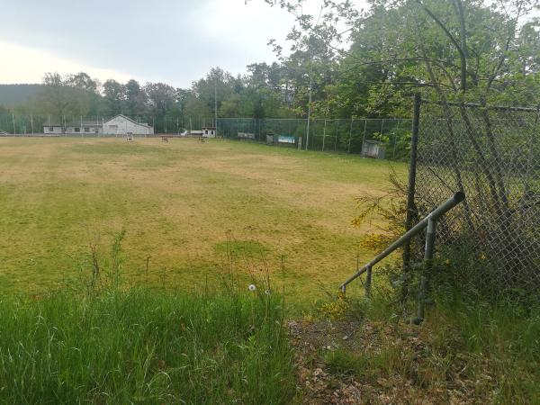 Sportplatz Hertlingshausen - Carlsberg-Hertlingshausen