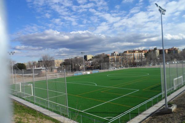 Instalación Deportiva Los Cármenes Campo 1 - Madrid, MD