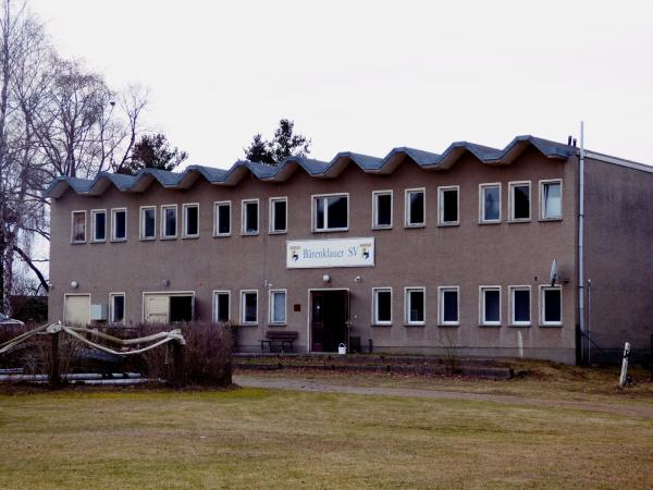 Sportplatz an der Schule - Schenkendöbern-Bärenklau