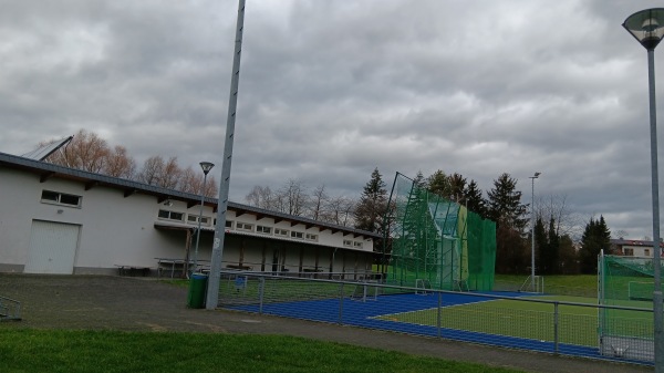 Sportplatz Gustav-Stresemann-Straße - Bergisch Gladbach