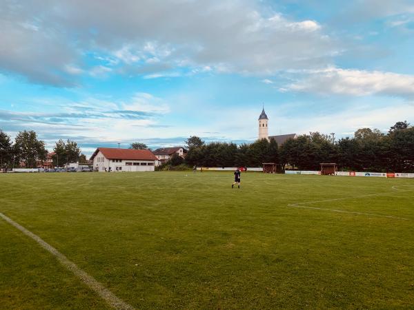 Sportplatz an der Feuerwehr - Feldkirchen-Westerham-Großhöhenrain