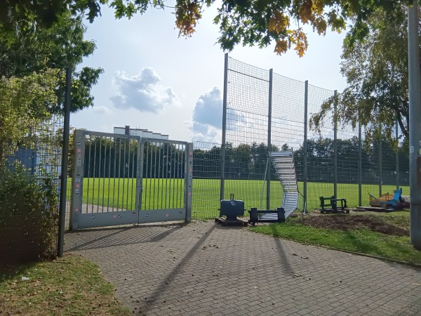 Jean-Löring-Sportpark Platz 4 - Köln-Zollstock