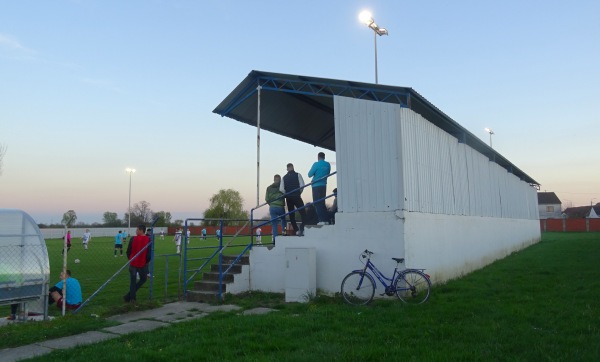 Nogometno igralište Koška - Koška