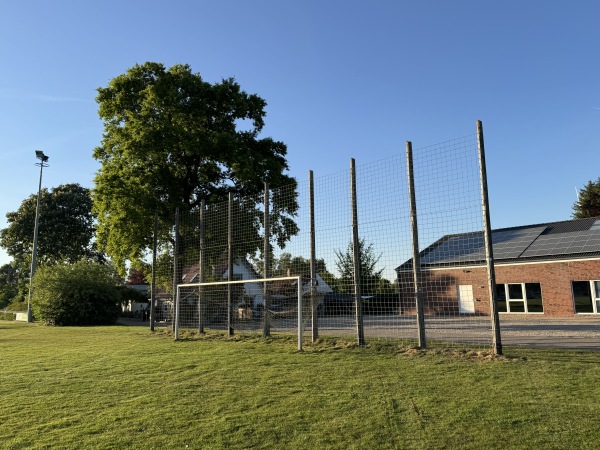 Sportplatz Süstedt B - Bruchhausen-Vilsen-Süstedt