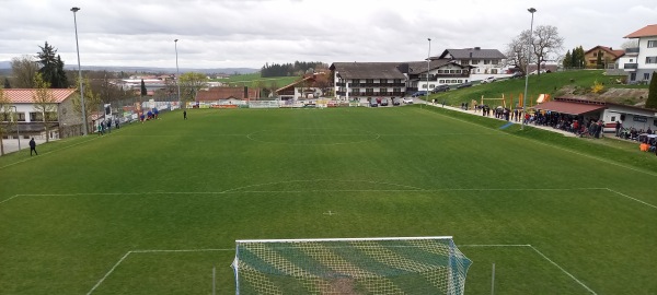 Sportplatz an der Grundschule - Büchlberg