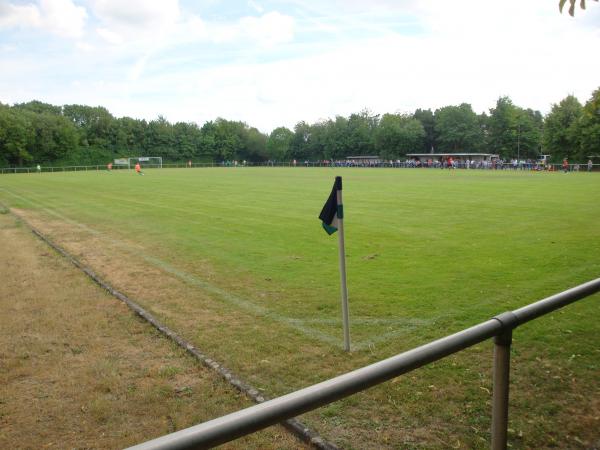 Sportplatz an der L365 - Geilenkirchen-Lindern