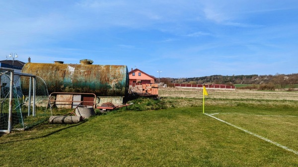 Fotbalové hřiště Mšecké Žehrovice - Mšecké Žehrovice
