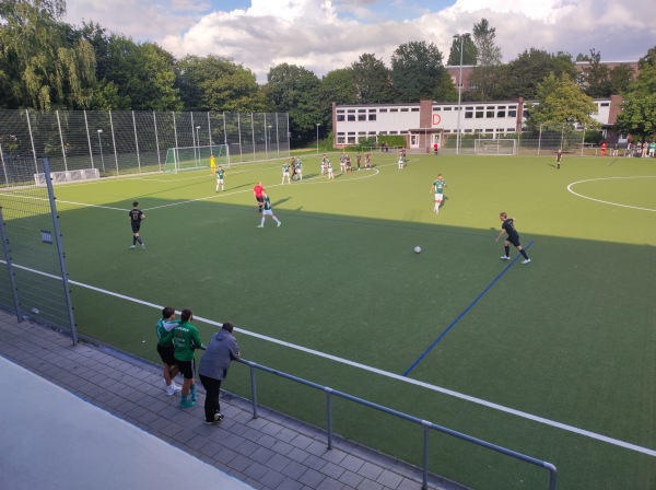 Sportplatz Meerweinstraße - Hamburg-Barmbek