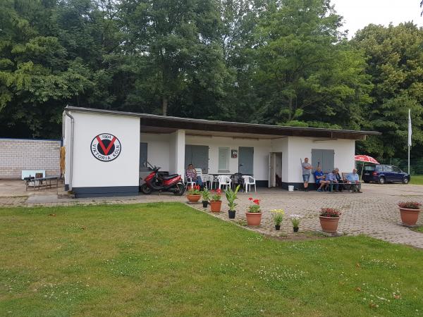 Sportpark Höhenberg Platz 3 - Köln-Höhenberg