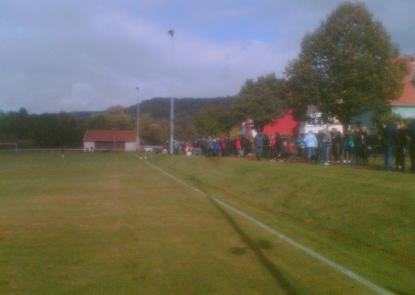 Sportplatz Volpriehausen - Uslar-Volpriehausen
