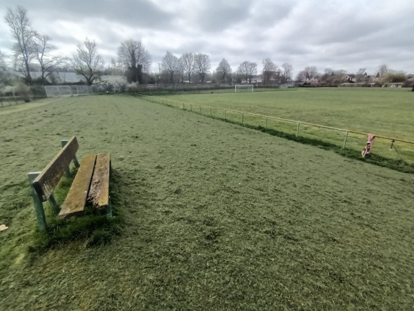Sportplatz Gierthmühlenweg - Mönchengladbach-Lürrip