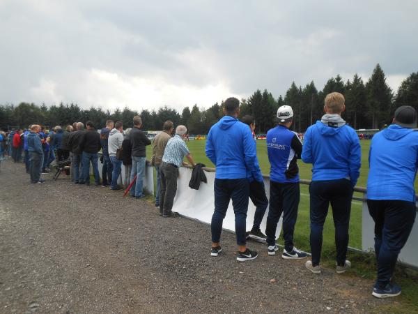 Sportplatz auf dem Quintinsberg - Karbach/Hunsrück