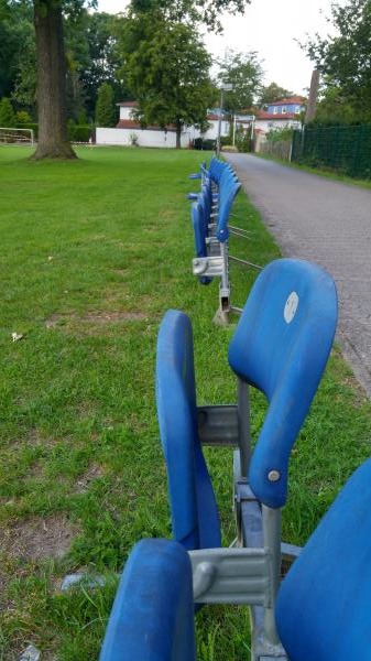 Sportplatz Meisenwinkel - Hannover-Ricklingen