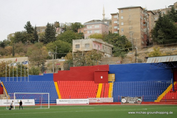 21 Kasım Şehir Stadyumu - Mardin