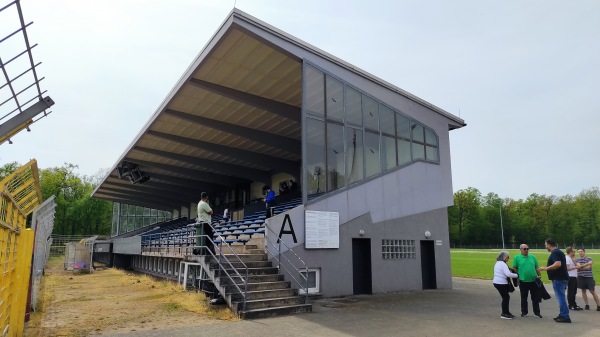 Herbert-Dröse-Stadion - Hanau-Wilhelmsbad