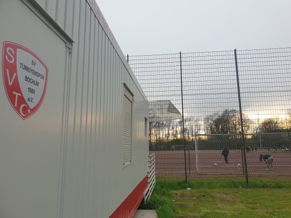 Bezirkssportanlage Gahlensche Straße Platz 2 - Bochum-Hamme