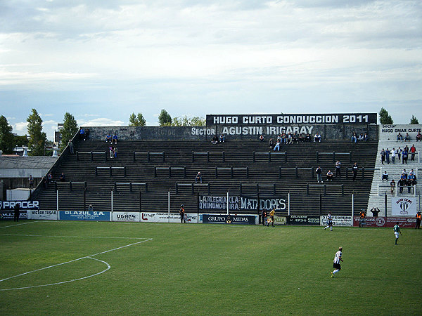 Estadio Ciudad de Caseros - Caseros, BA