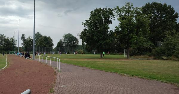 Sportanlage Integrative Grundschule B-Platz - Lehrte-Hämelerwald