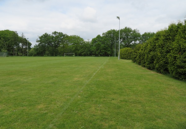 Sportplatz am Heideschlösschen 3 - Itterbeck-Wielen