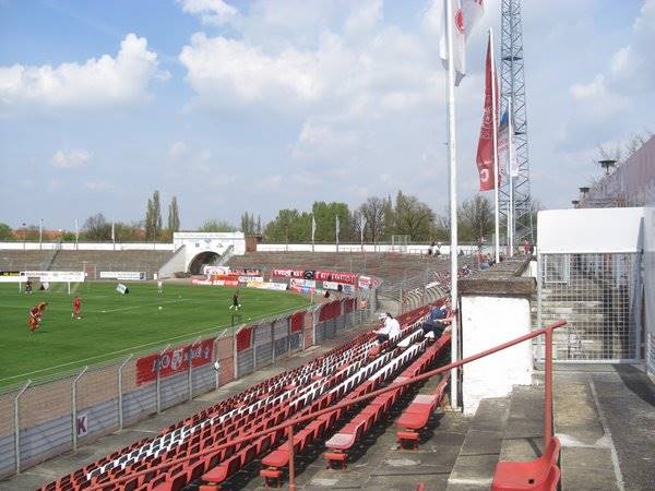 Kurt-Wabbel-Stadion - Halle/Saale-Gesundbrunnen