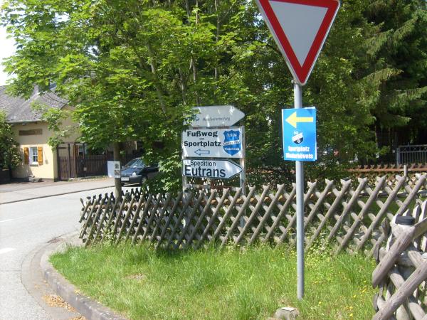 Sportplatz an der Felsfaltung - Hövels-Niederhövels