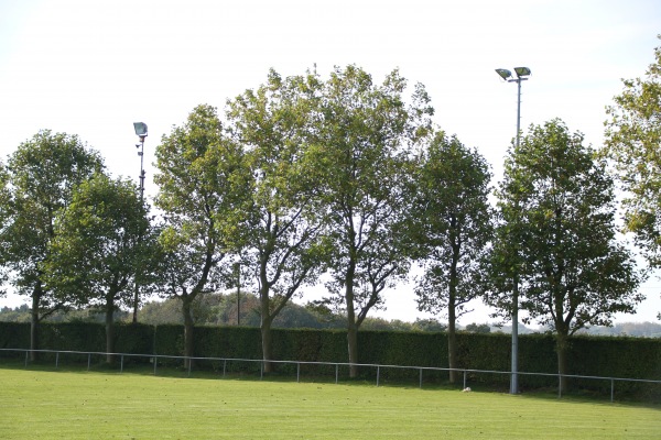 Sportplatz Kirchstraße - Hürtgenwald-Hürtgen