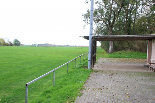 Sportplatz Lüxheim - Vettweiß-Lüxheim