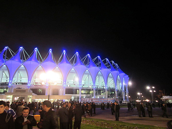 Bunyodkor stadioni - Toshkent (Tashkent)