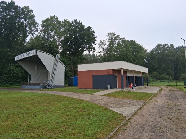 Boisko w Dobra - Dobra