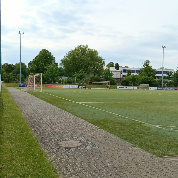 Sportplatz an der Hochschule - Koblenz-Karthause